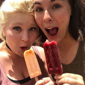 Meet your Posher, Victoria